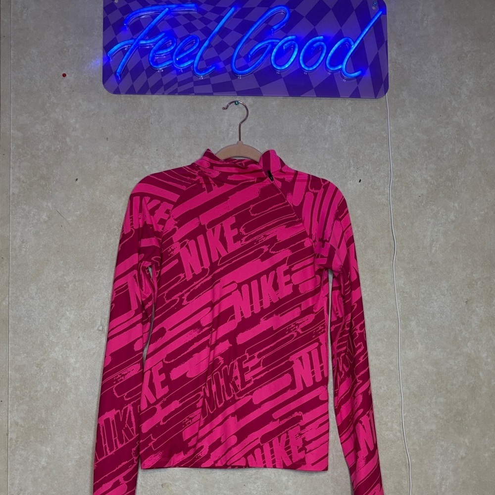Nike Fuchsia Graphic Long Sleeve Shirt